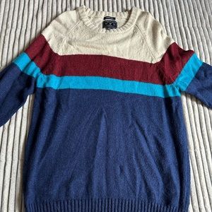 American Eagle Men’s Large Sweater
